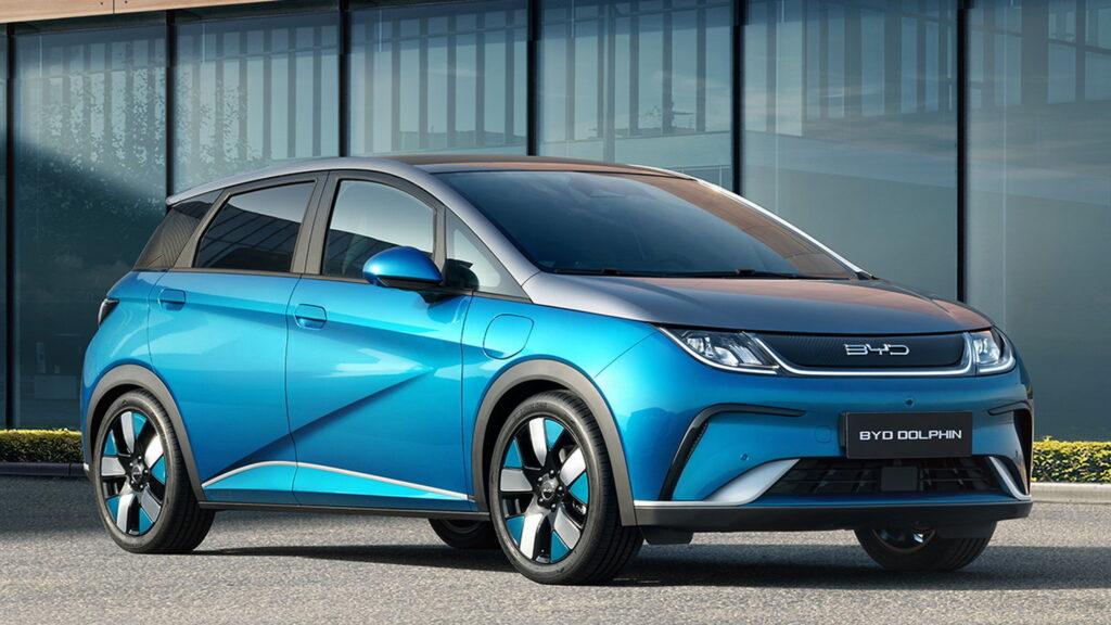  China’s Growing Love For EVs Has Oil Companies Freaking Out