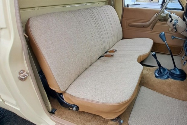 1980 Toyota Pickup Deluxe 4x4 5-Speed