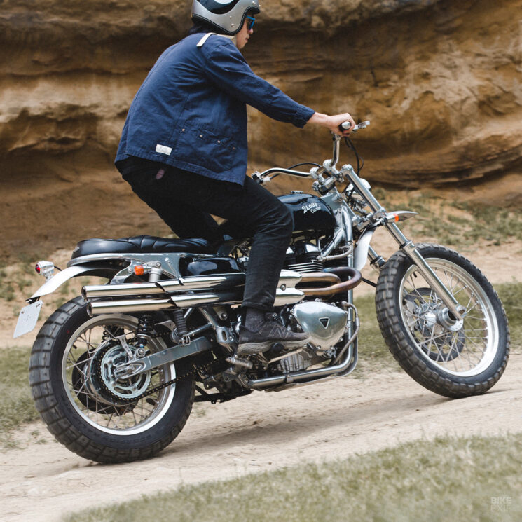 Carbureted 2006-model Triumph Scrambler by 2LOUD Custom