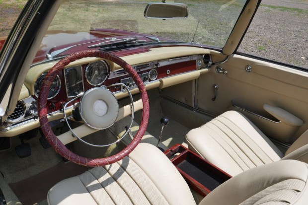 2.8L-Powered 1966 Mercedes-Benz 230SL 4-Speed