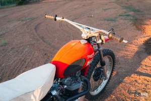 Triumph tr6 desert sled 6