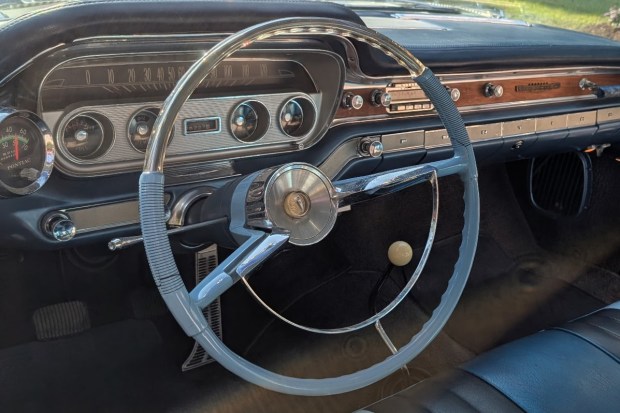 25-Years-Family-Owned, Tri-Power 1960 Pontiac Bonneville Sports Coupe 4-Speed