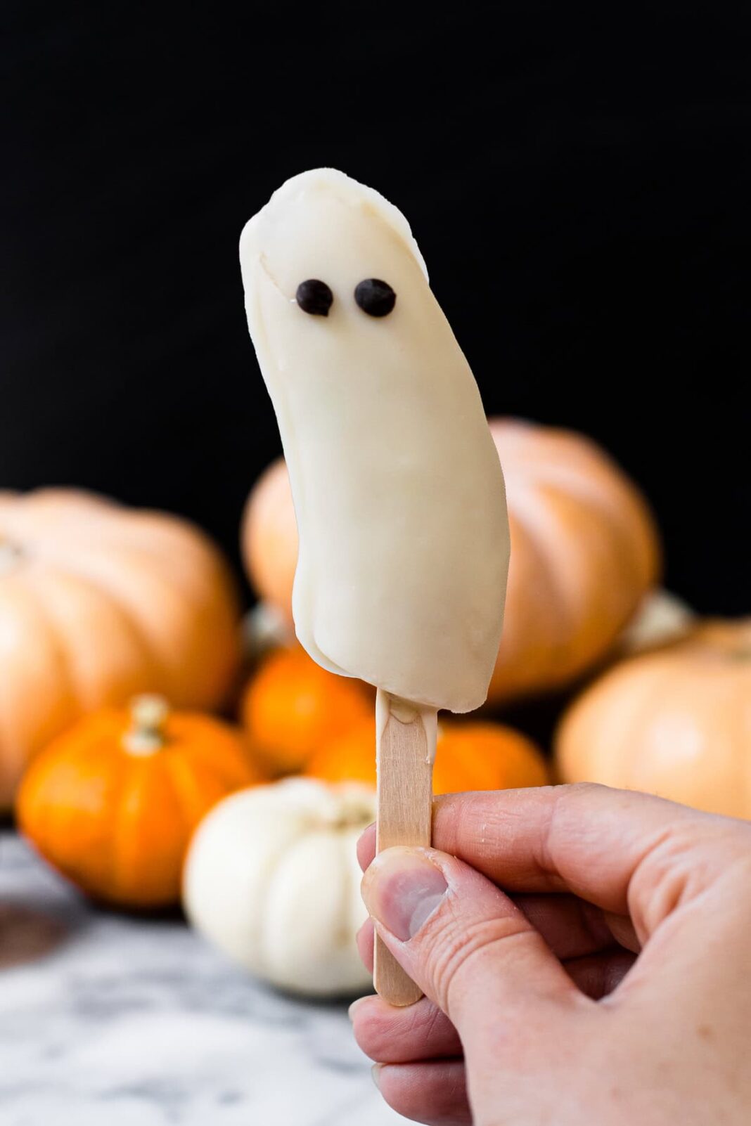 Frozen-Chocolate-Banana-Ghost-Pops.jpg